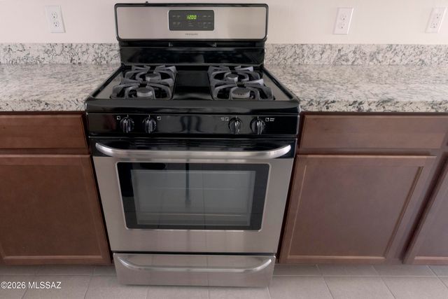 1166 W Caminito Mio, Sahuarita, AZ 85629