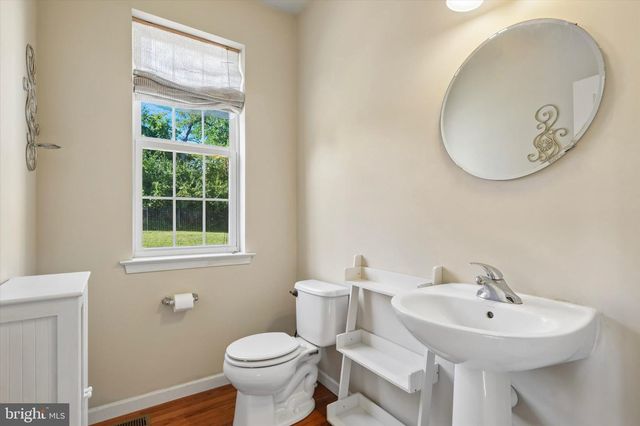 7 MAACK RD, Pottstown, PA 19465