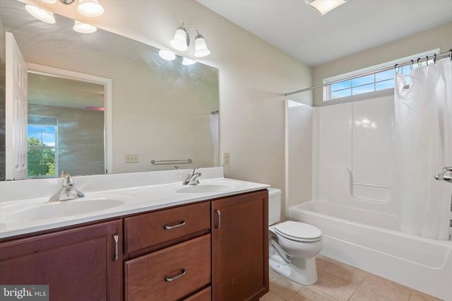 7 MAACK RD, Pottstown, PA 19465