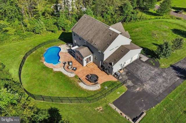 7 MAACK RD, Pottstown, PA 19465