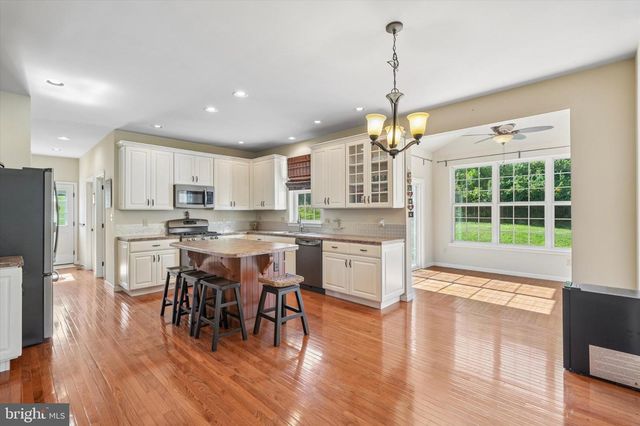 7 MAACK RD, Pottstown, PA 19465