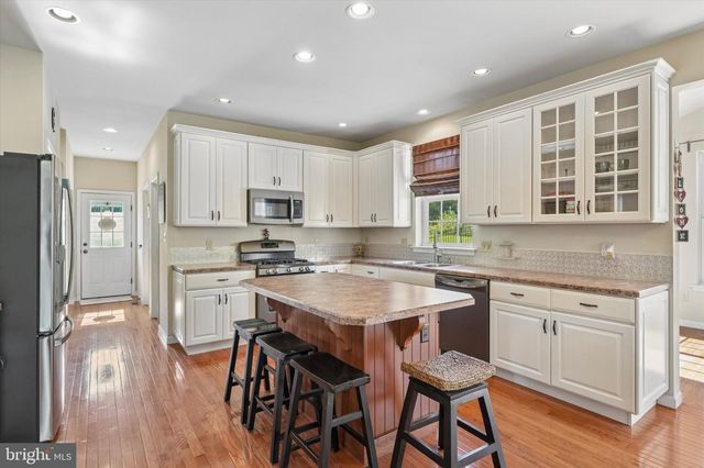 7 MAACK RD, Pottstown, PA 19465