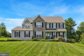 7 MAACK RD, Pottstown, PA 19465