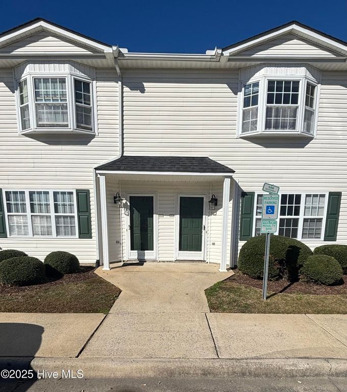 1201 Cross Creek Circle A3, Greenville, NC 27834