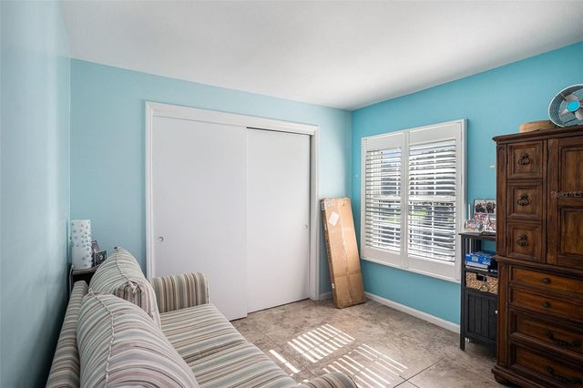 5176 SALMON DRIVE SE D, St Petersburg, FL 33705