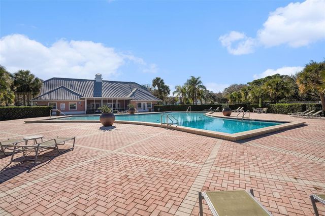 5176 SALMON DRIVE SE D, St Petersburg, FL 33705