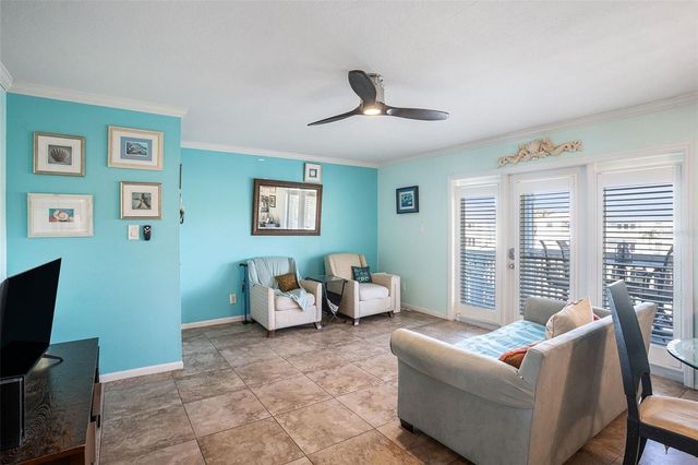 5176 SALMON DRIVE SE D, St Petersburg, FL 33705