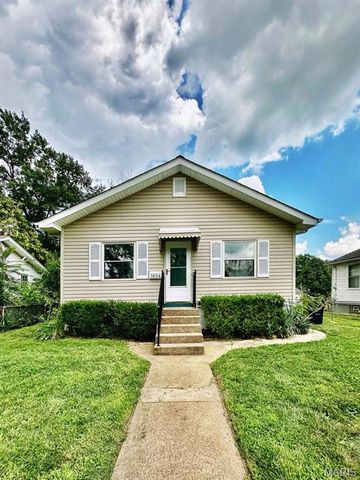 1604 Quendo Avenue, St Louis, MO 63130