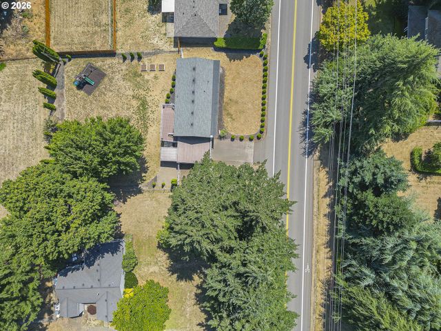1709 SPRINGHILL Dr Ne, Albany, OR 97321