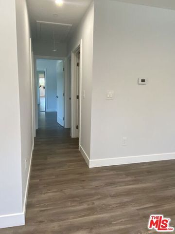 6204 Mayfield Avenue 2nd fl, La Crescenta, CA 91214