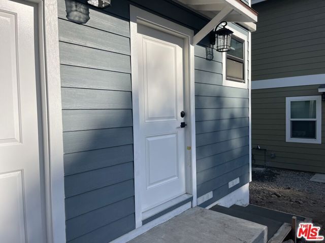 6204 Mayfield Avenue 2nd fl, La Crescenta, CA 91214