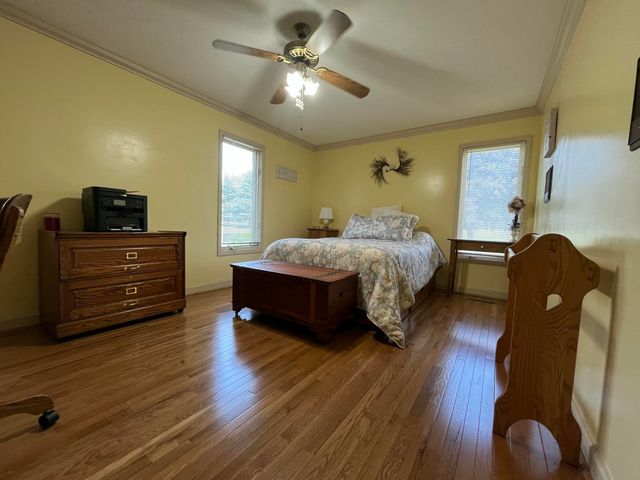 1111 N Lake Pleasant Road 08, Hillsdale, MI 49242