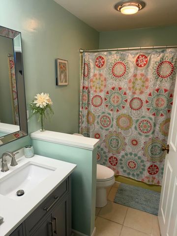 1111 N Lake Pleasant Road 08, Hillsdale, MI 49242