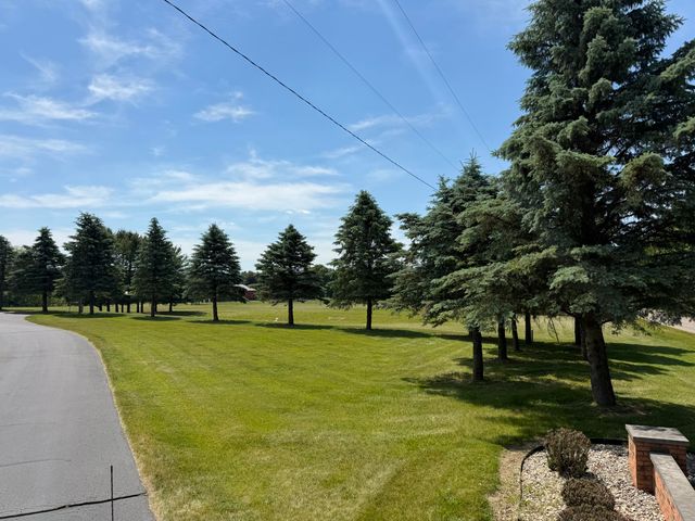 1111 N Lake Pleasant Road 08, Hillsdale, MI 49242