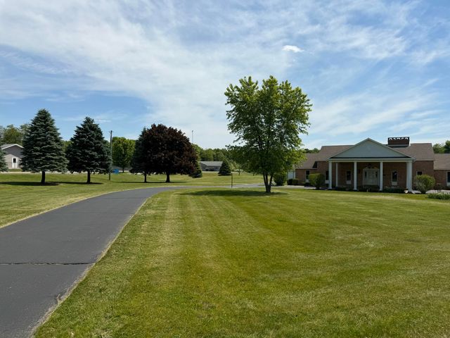 1111 N Lake Pleasant Road 08, Hillsdale, MI 49242