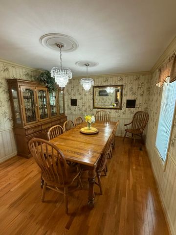 1111 N Lake Pleasant Road 08, Hillsdale, MI 49242