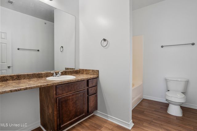 310 Holcomb Boulevard, 318, Ocean Springs, MS 39564