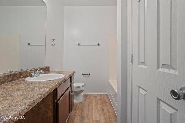 310 Holcomb Boulevard, 318, Ocean Springs, MS 39564