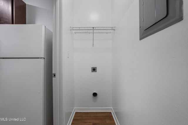 310 Holcomb Boulevard, 318, Ocean Springs, MS 39564