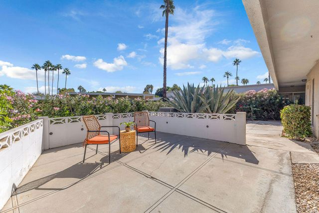 2033 E Ramon Road 7a, Palm Springs, CA 92264