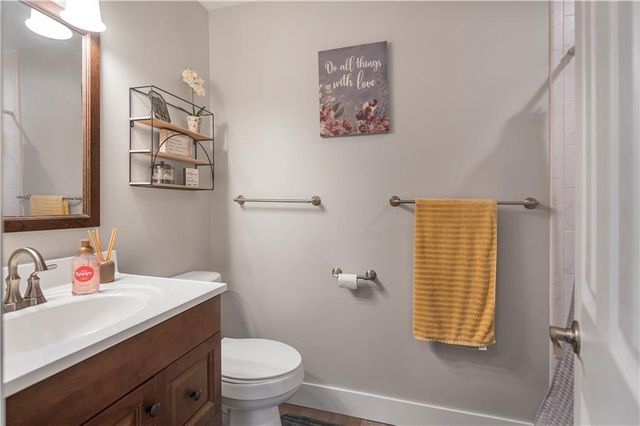 21319 W 51st Court, Shawnee, KS 66218