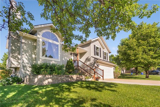 21319 W 51st Court, Shawnee, KS 66218