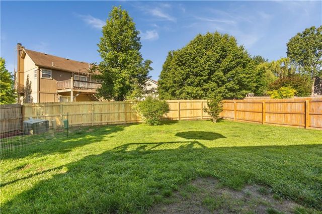 21319 W 51st Court, Shawnee, KS 66218