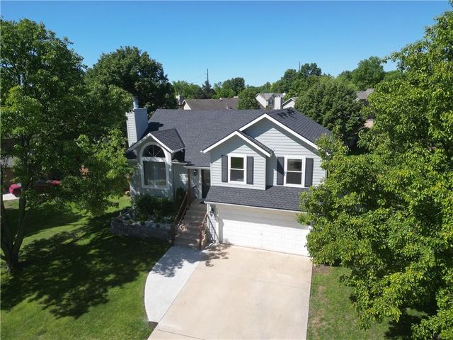 21319 W 51st Court, Shawnee, KS 66218