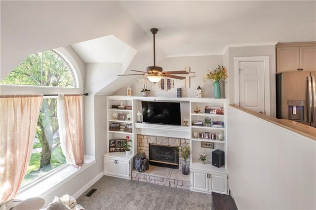 21319 W 51st Court, Shawnee, KS 66218