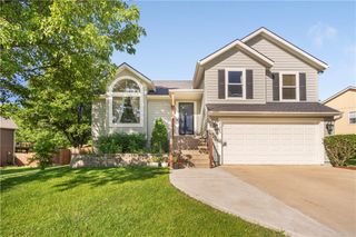 21319 W 51st Court, Shawnee, KS 66218