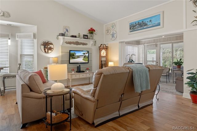 262 N Golf Harbor Path, Inverness, FL 34450