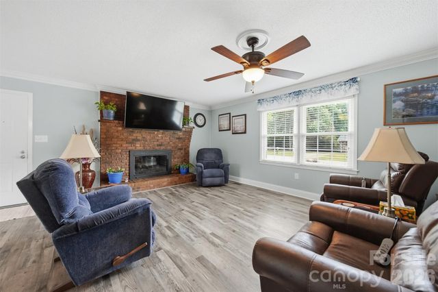 190 Dixie Trail Drive, Forest City, NC 28043