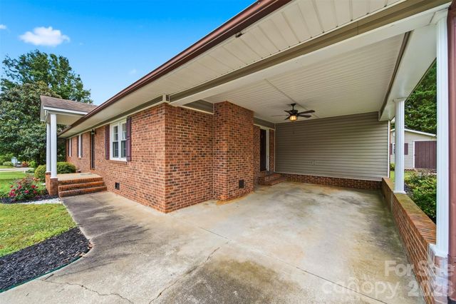 190 Dixie Trail Drive, Forest City, NC 28043
