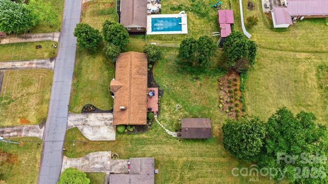 190 Dixie Trail Drive, Forest City, NC 28043