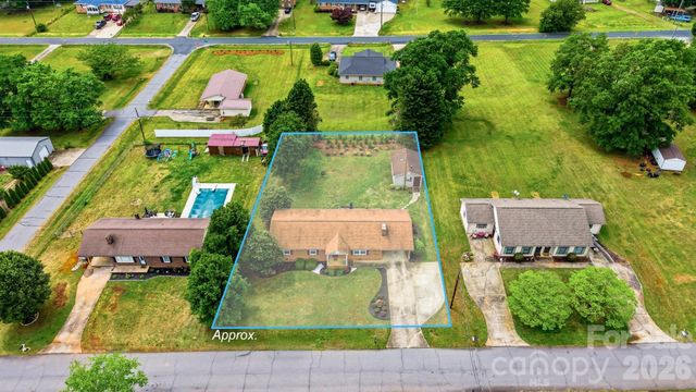 190 Dixie Trail Drive, Forest City, NC 28043