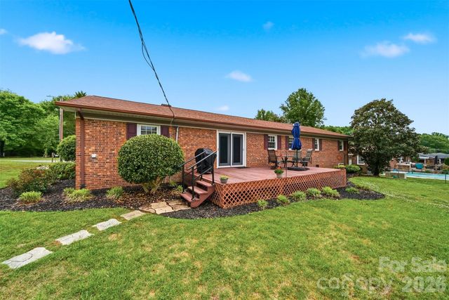 190 Dixie Trail Drive, Forest City, NC 28043