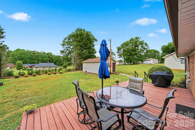 190 Dixie Trail Drive, Forest City, NC 28043