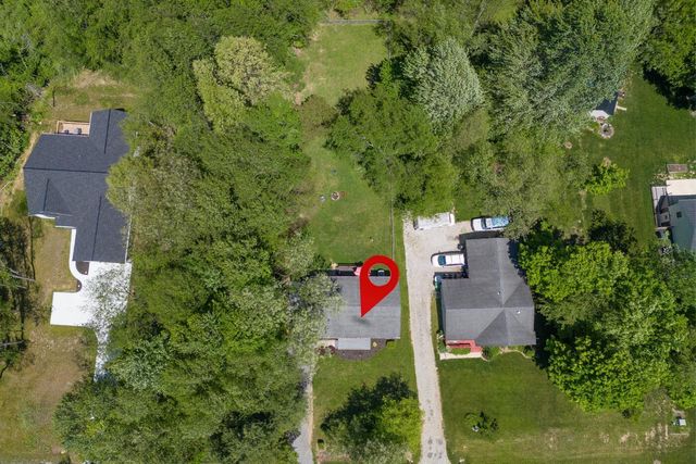 218 Woodlawn Circle, Howard, OH 43028