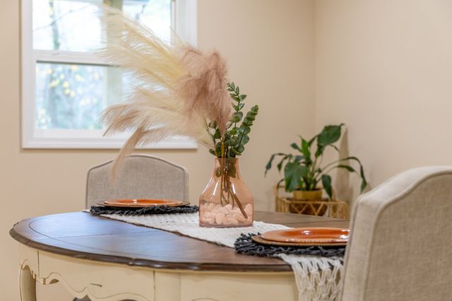 601 Midway Dr, Erin, TN 37061