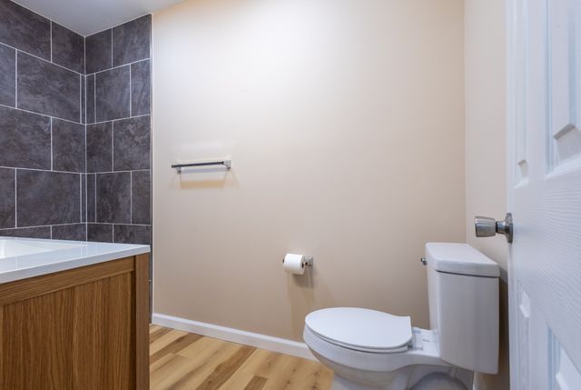 601 Midway Dr, Erin, TN 37061