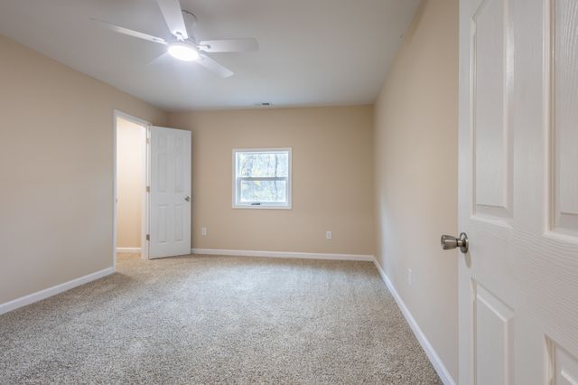 601 Midway Dr, Erin, TN 37061