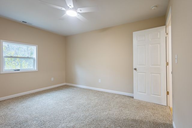 601 Midway Dr, Erin, TN 37061