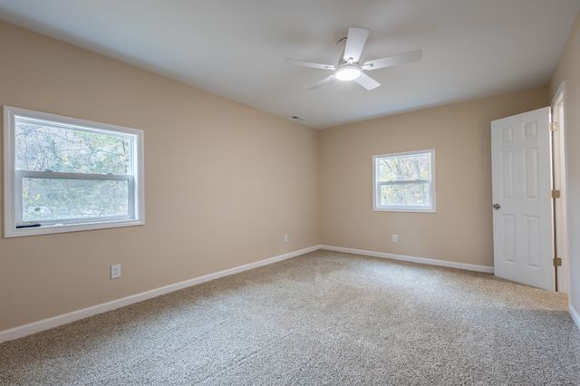 601 Midway Dr, Erin, TN 37061