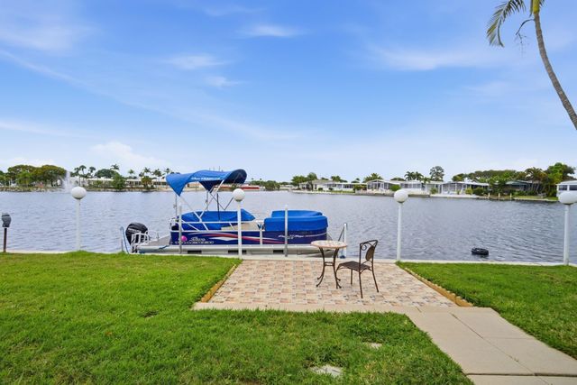 5555 Lakeshore Drive, Fort Lauderdale, FL 33312