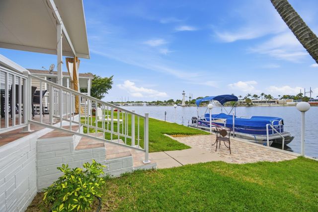 5555 Lakeshore Drive, Fort Lauderdale, FL 33312