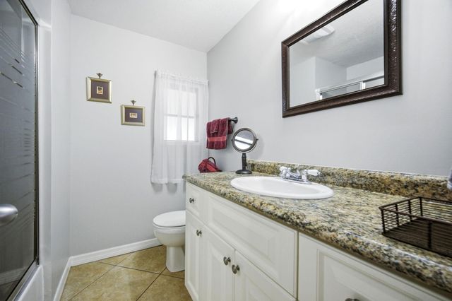 5555 Lakeshore Drive, Fort Lauderdale, FL 33312