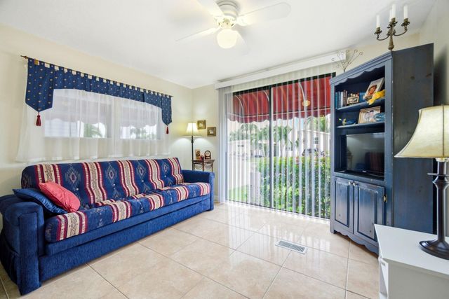 5555 Lakeshore Drive, Fort Lauderdale, FL 33312