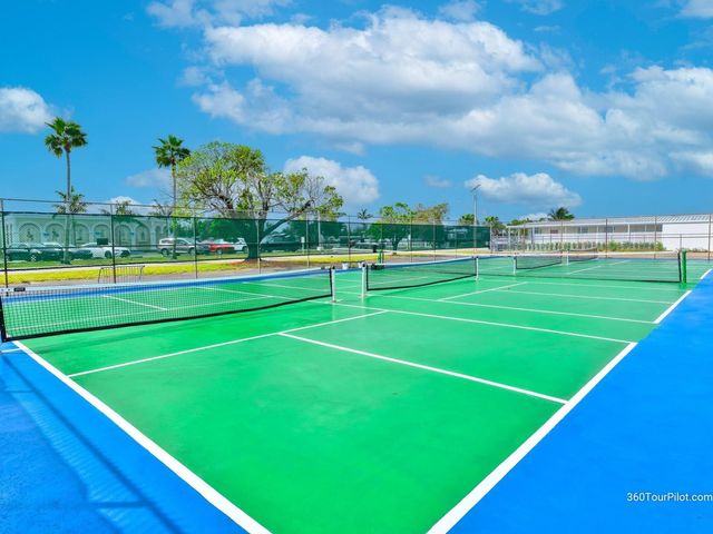 5555 Lakeshore Drive, Fort Lauderdale, FL 33312