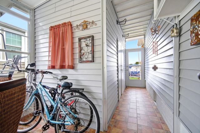 5555 Lakeshore Drive, Fort Lauderdale, FL 33312