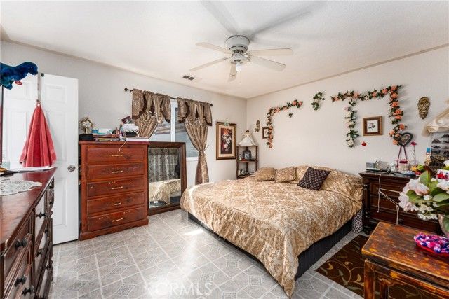 19095 Madrone Street, Hesperia, CA 92345